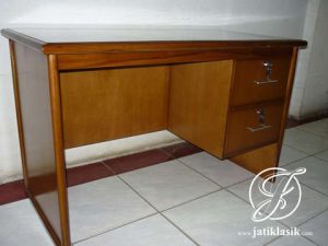 Meja Kerja Minimalis Jati Melamin