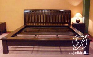 Tempat Tidur Minimalis Jati Kepang