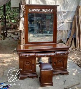 Meja Rias Jati Peluru