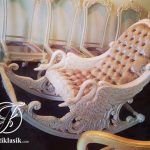 Kursi Goyang Angsa Kayu Jati