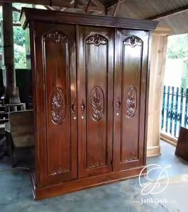 Lemari Pakaian Jati Ros Mawar