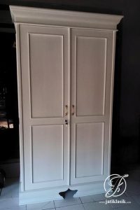 Lemari Pakaian Minimalis Jati Duco