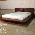 Tempat Tidur Minimalis Jati Klasik Modern