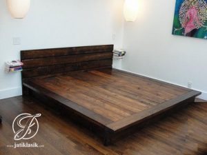 Tempat Tidur Minimalis Jati Klasikan