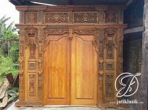 Pintu Gebyok Minimalis Jati Ukir