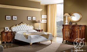 Set Kamar Mewah Jati Ukir Italian Gold