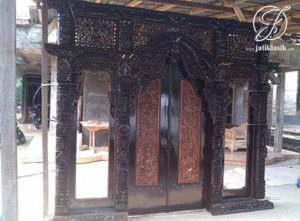 Pintu Gebyok Jawa Jati Ukir Ramayana