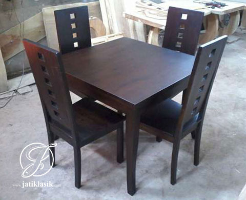 Set Meja Makan Minimalis Boven