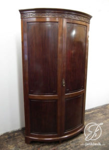 Almari Pakaian Pojok Minimalis 2 Pintu