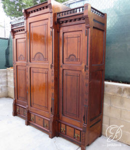Lemari Pakaian Minimalis Victorian 3 Pintu