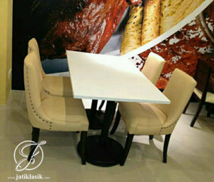 Set Meja Makan Duco Minimalis Plecio