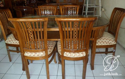 Set Meja Makan Jati Keranjang