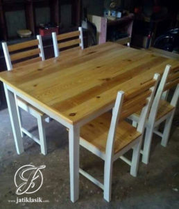 Set Meja Makan Jati Londo