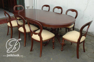 Set Meja Makan Jati Victorian