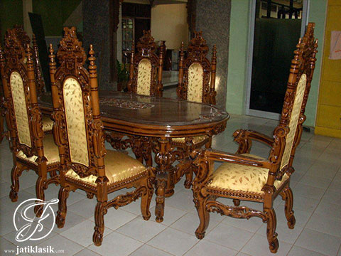Set Meja Makan Kursi Raja