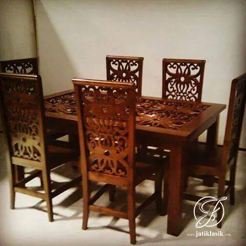 Set Meja Makan Minimalis Krawang