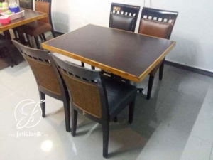 Set Meja Makan Minimalis Resto