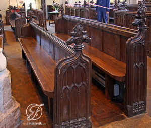 Bangku Gereja Jati Ukir Klasik Eropa