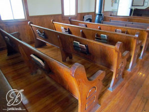 Bangku Kursi Gereja Jati Klasik Jepara