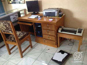 Set Meja Komputer Minimalis Modern Kayu Jati