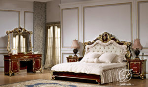 Kamar Set Klasik Jati Ukir Marsella