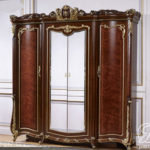 Kamar Set Klasik Jati Ukir Marsella