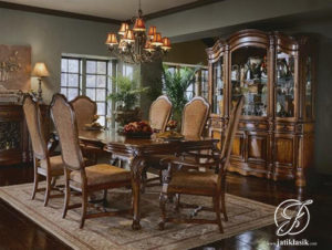 Set Meja Makan Klasik Ukir Jati Cristina