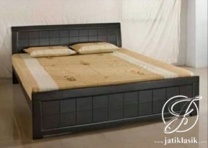 Tempat Tidur Minimalis Modern Kayu Jati