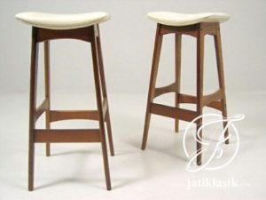 Kursi Bar Minimalis Jok Simple Kayu Jati