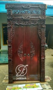 Pintu Gebyok Ukir Simple Kayu Jati Terbaru