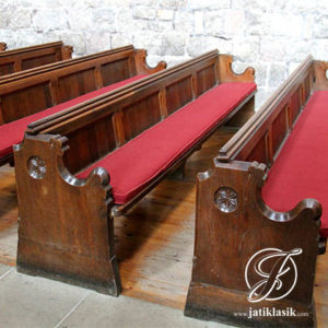Bangku Gereja Model Klasik Kayu Jati Tua