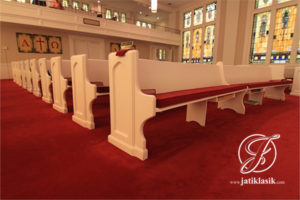 Bangku Gereja Putih Minimalis Modern