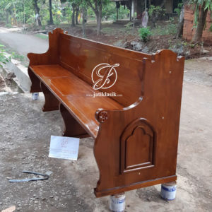 Bangku Kursi Gereja Protestan Kayu Jati